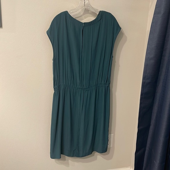 Loft Dress - Picture 2 of 5